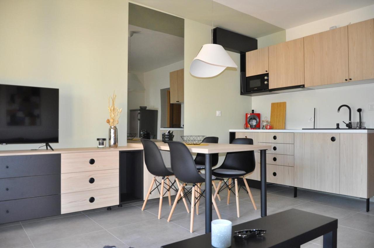 Maxim Apartments 하르카니 외부 사진