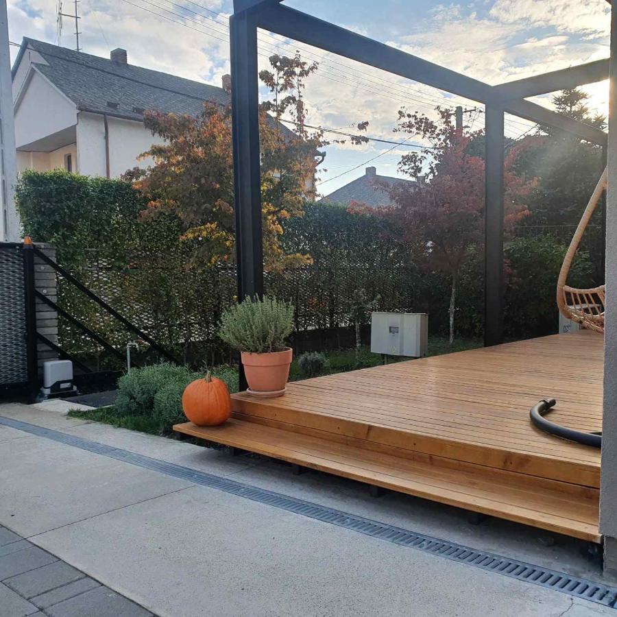 Maxim Apartments 하르카니 외부 사진